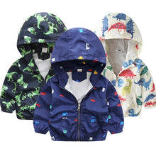 Load image into Gallery viewer, Patterned Windbreaker
