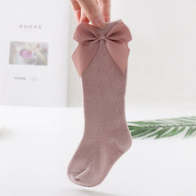 Load image into Gallery viewer, baby girls socks
